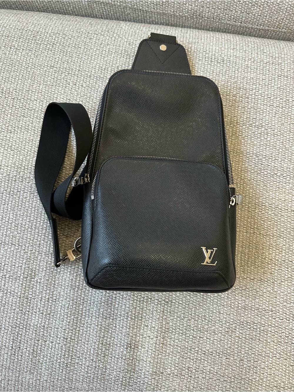 Louis Vuitton Avenue Sling Crossbody Bag in Taiga leather